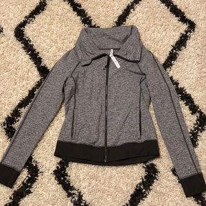 Lululemon | cowl-neck zip up jacket